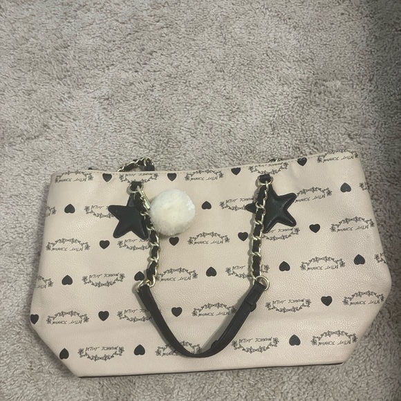 Betsey Johnson Cream and Black Shoulder Bag with stars, hearts & Monogram Design - Picture 3 of 5